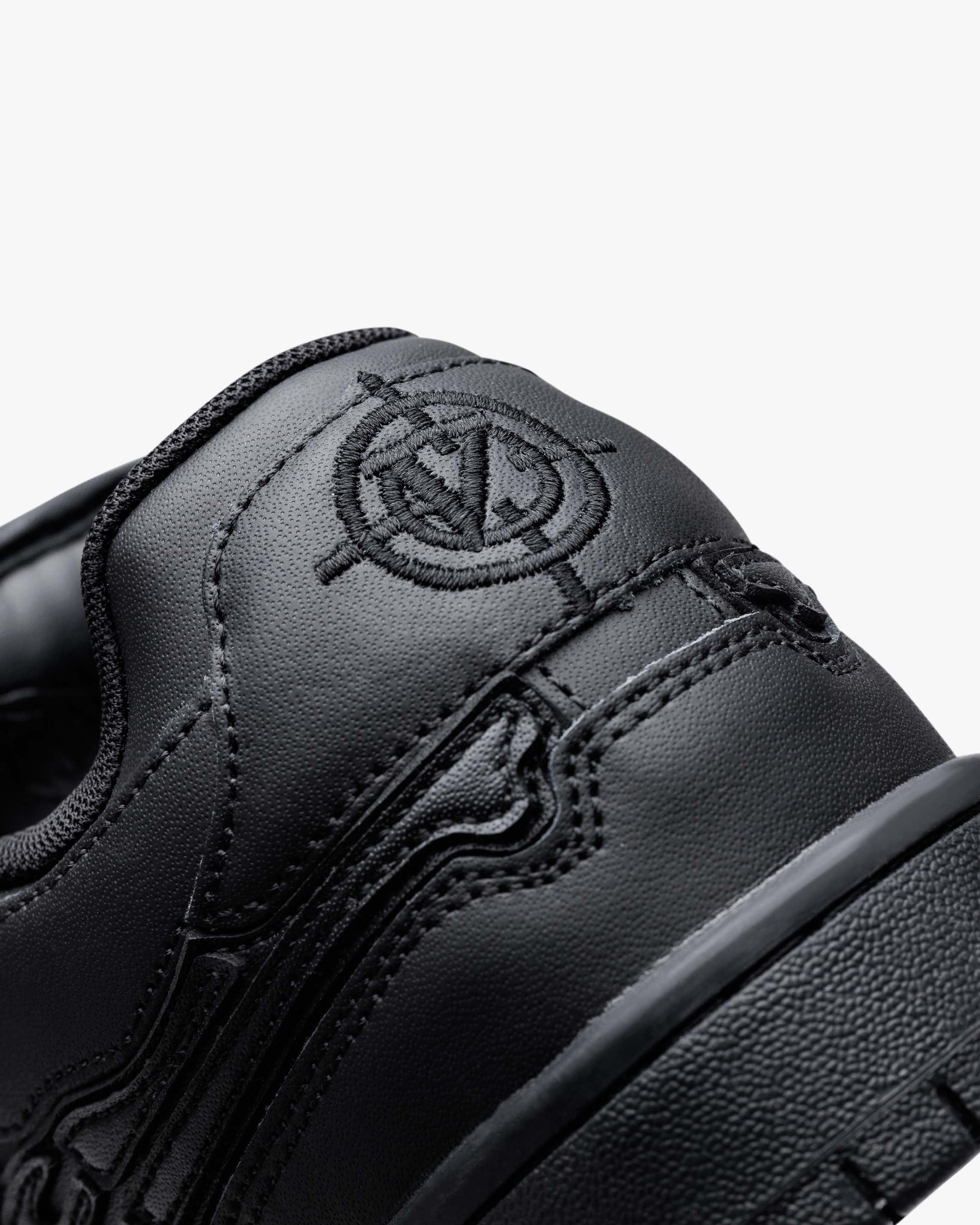 AKIMBO LOWS "TRIPLE BLACK" - Image 10