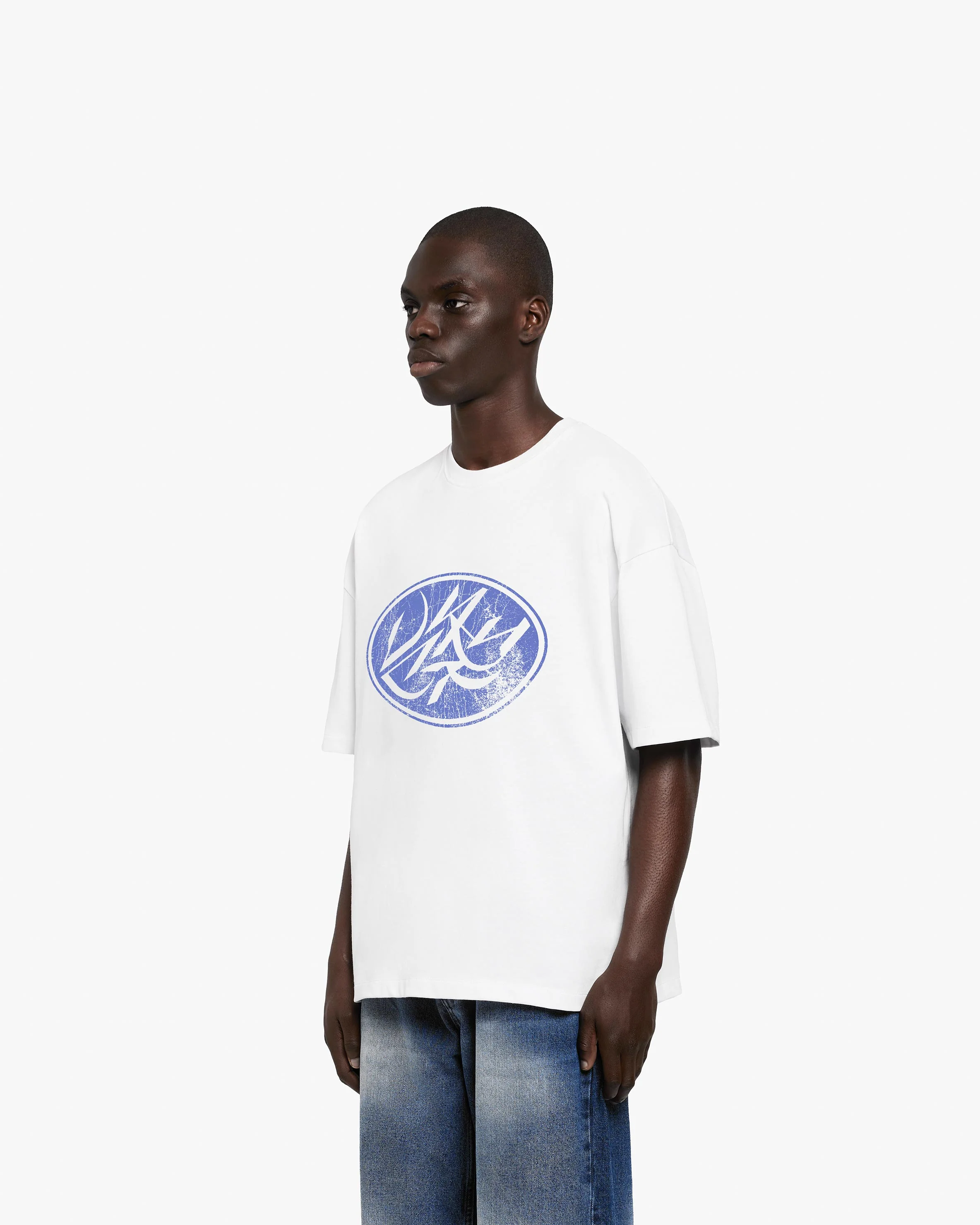 BROKEN SCRIPT TEE WHITE - Image 4