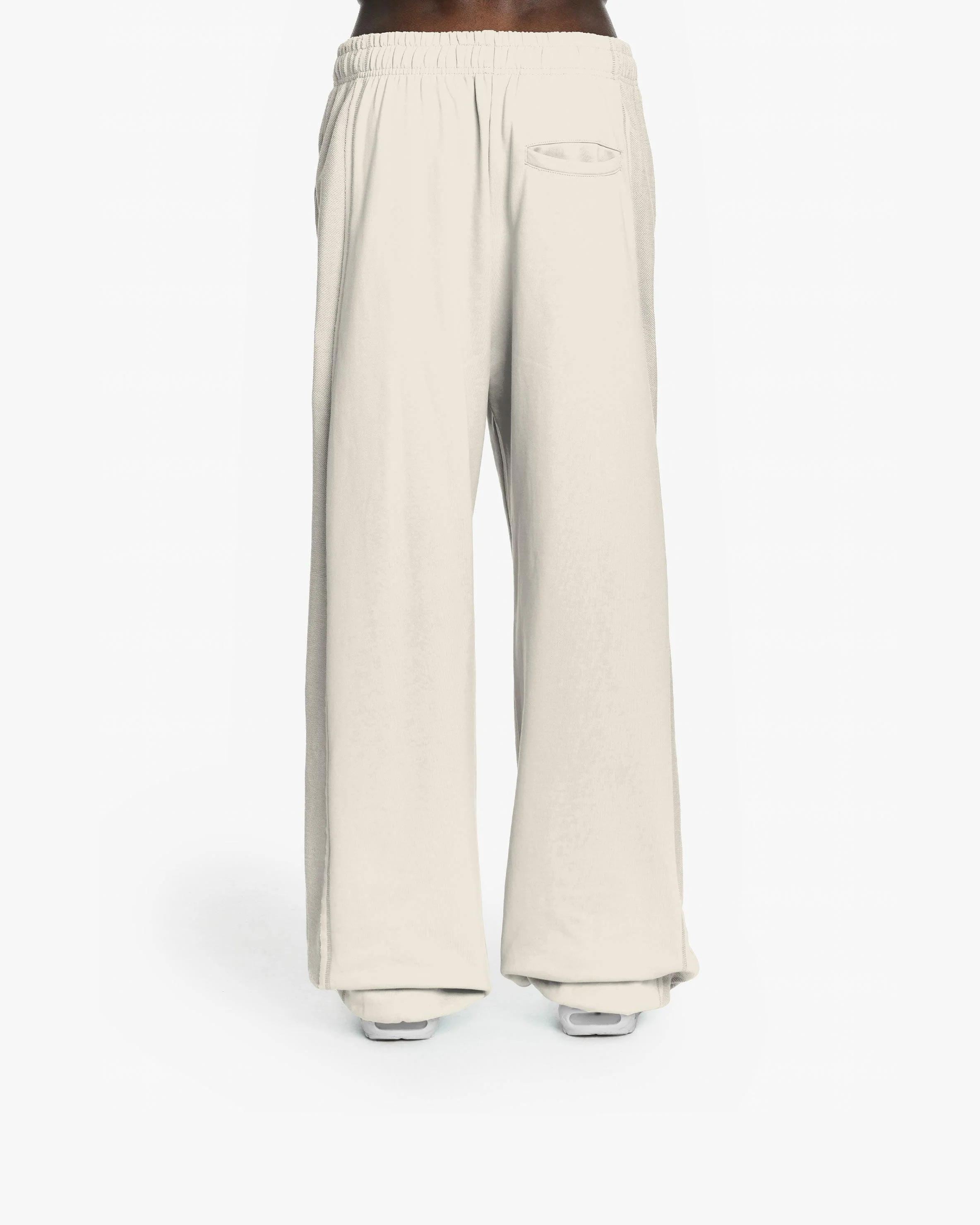 INSIDE OUT JOGGER BEIGE (OLD SIZING) - Image 6