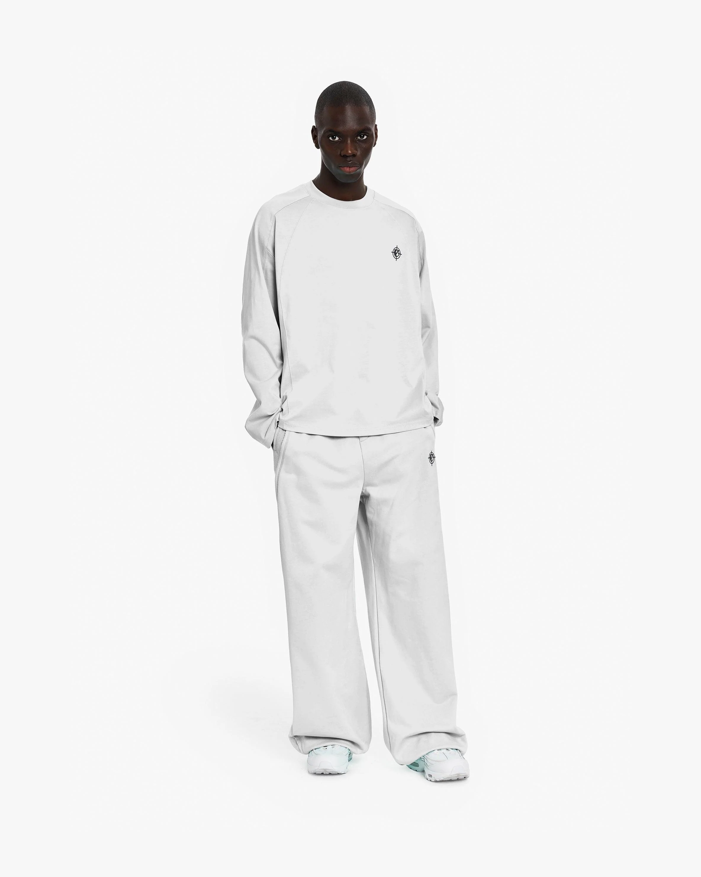 LONGSLEEVE LIGHT GREY - Image 9