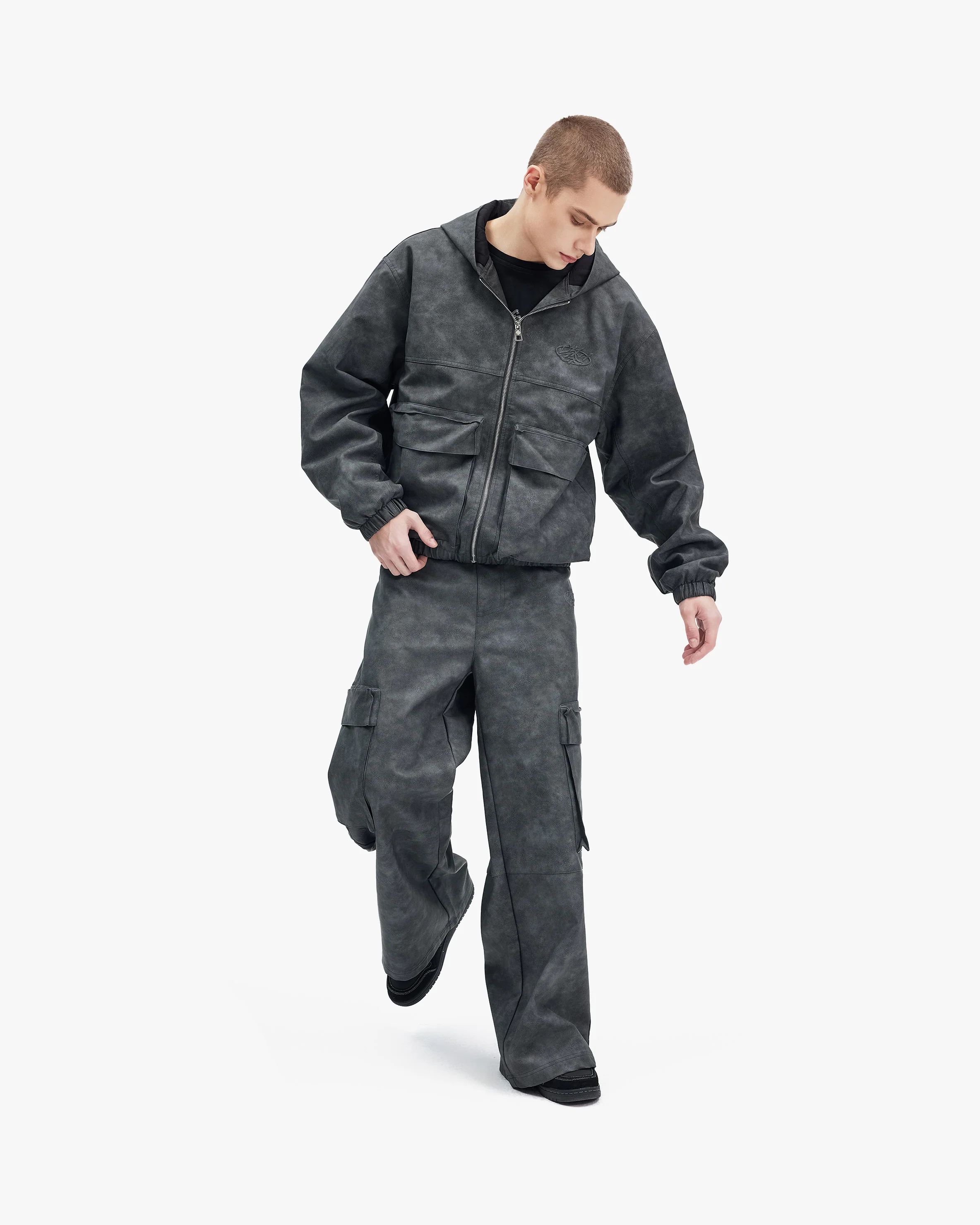 SCRIPT LOGO LEATHER PANTS GREY - Image 7