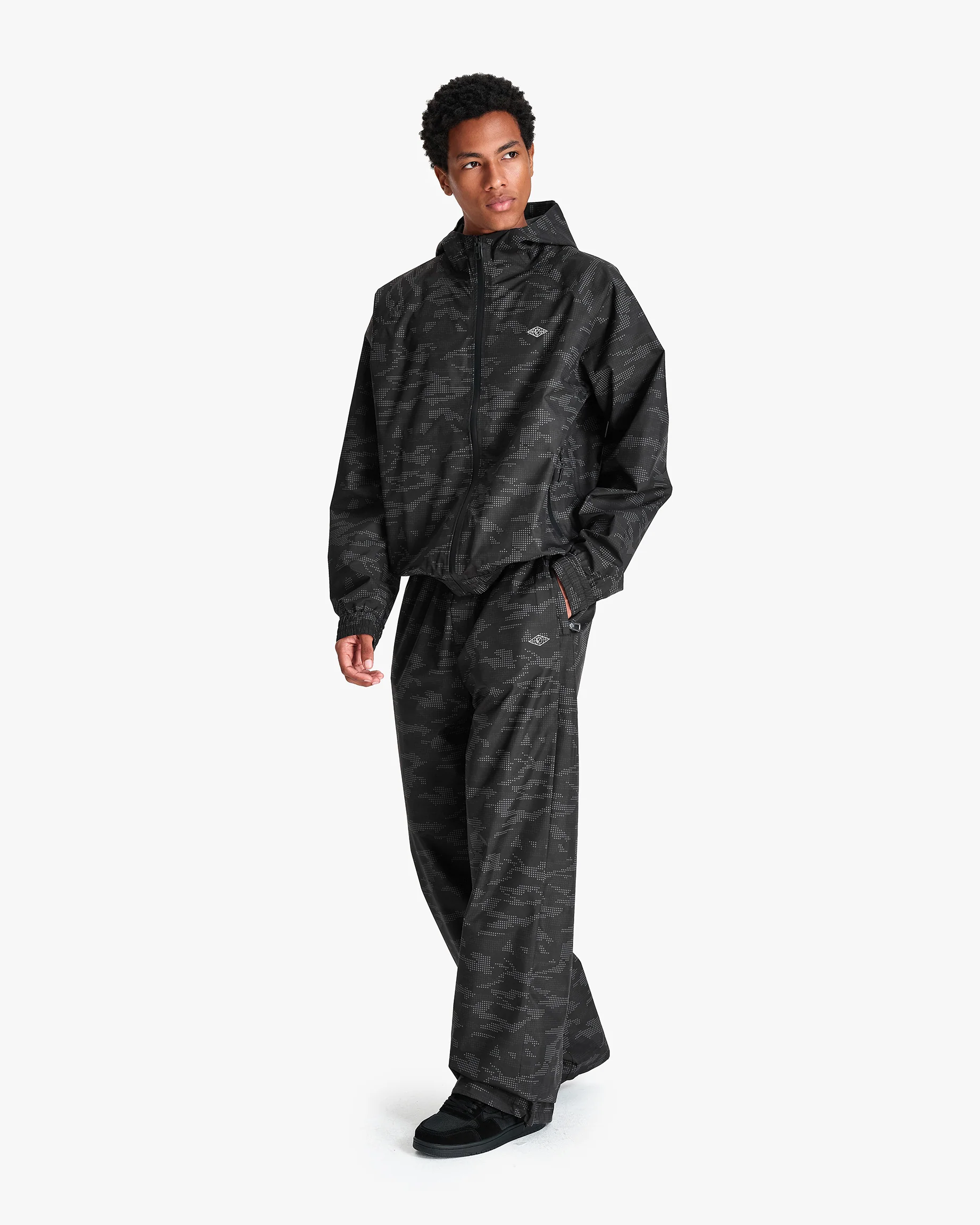 TRACK PANTS DOTTED CAMO BLACK - Image 9