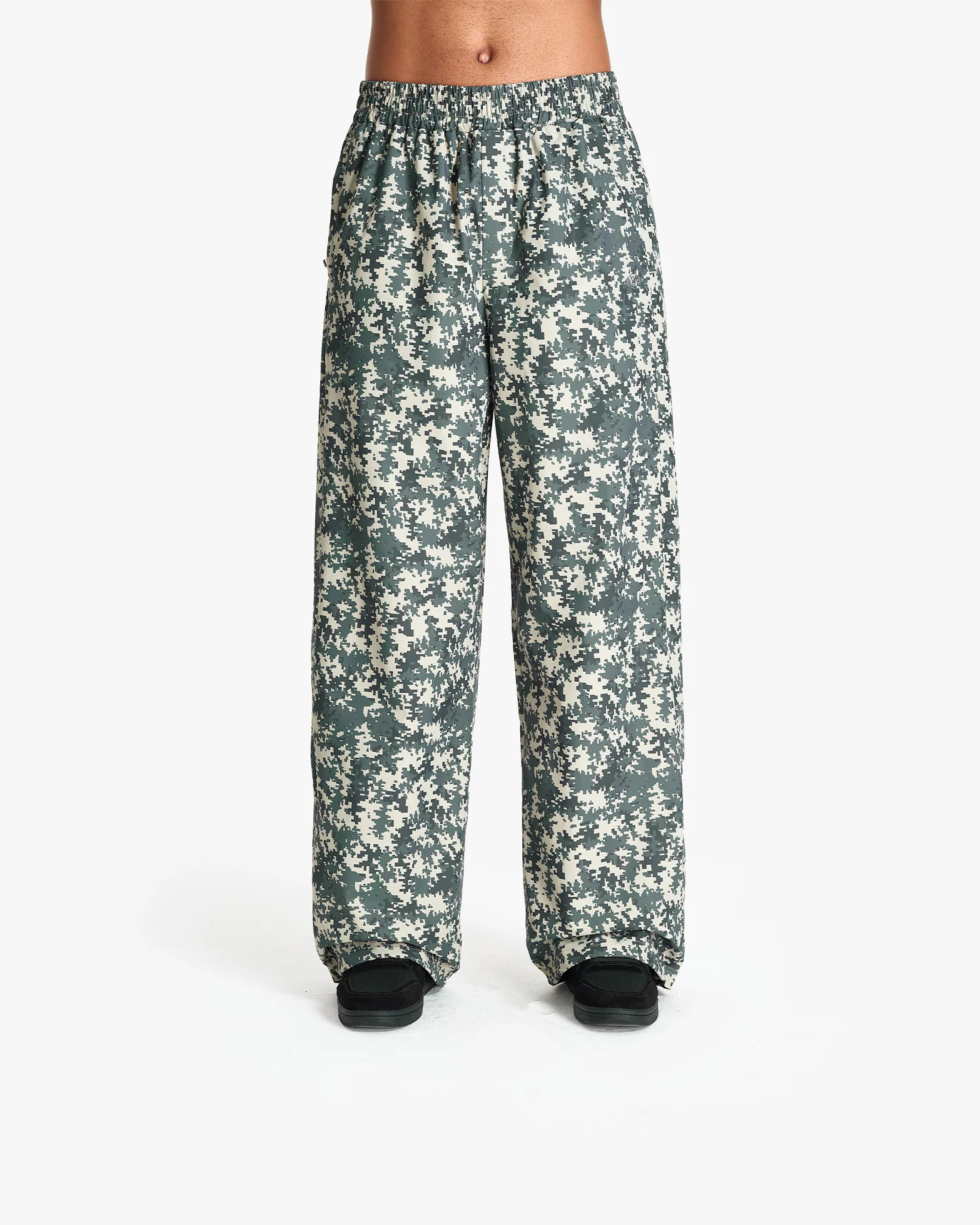 TRACK PANTS PIXEL CAMO - Image 3
