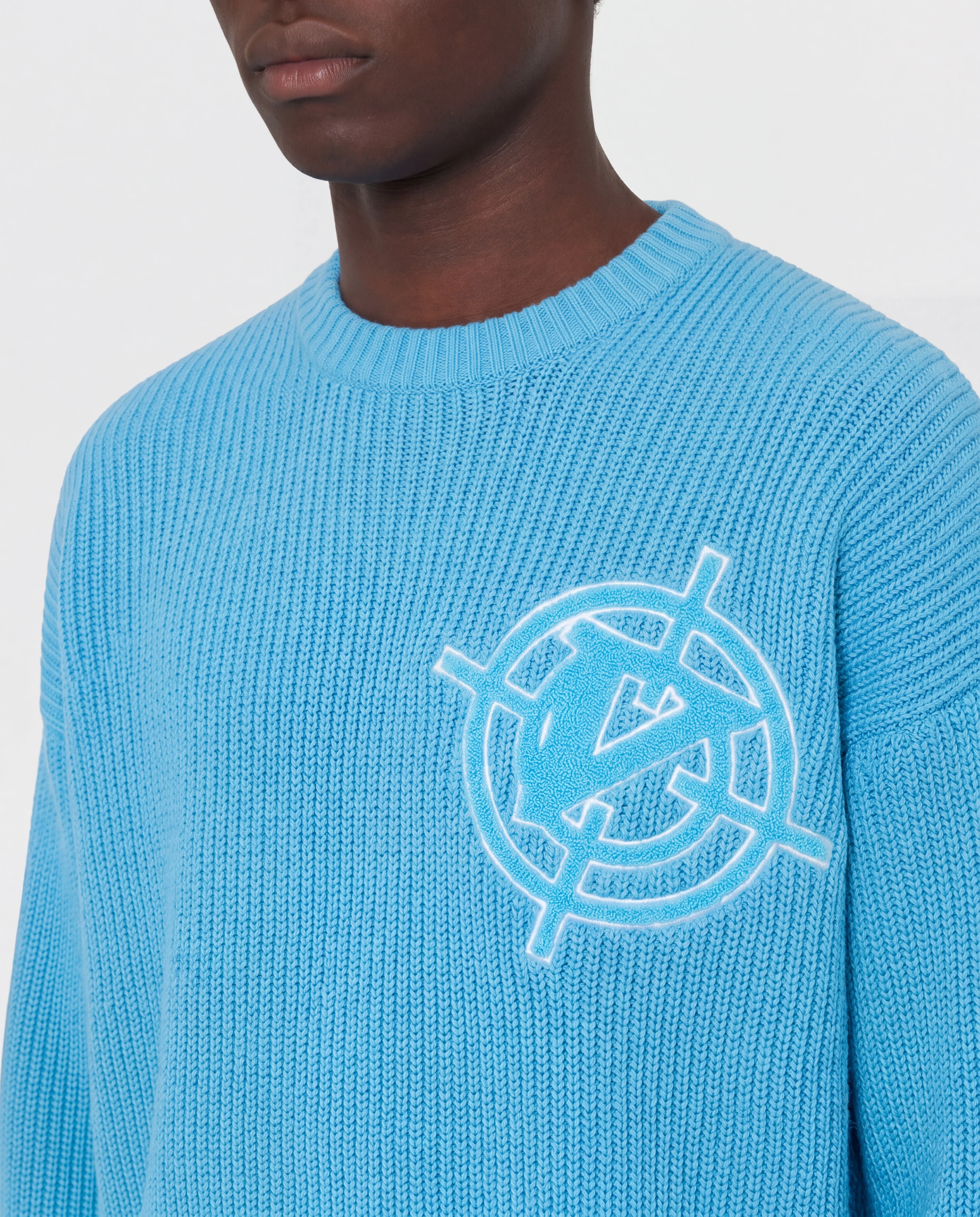 V-LOGO KNITWEAR SKY BLUE - Image 9