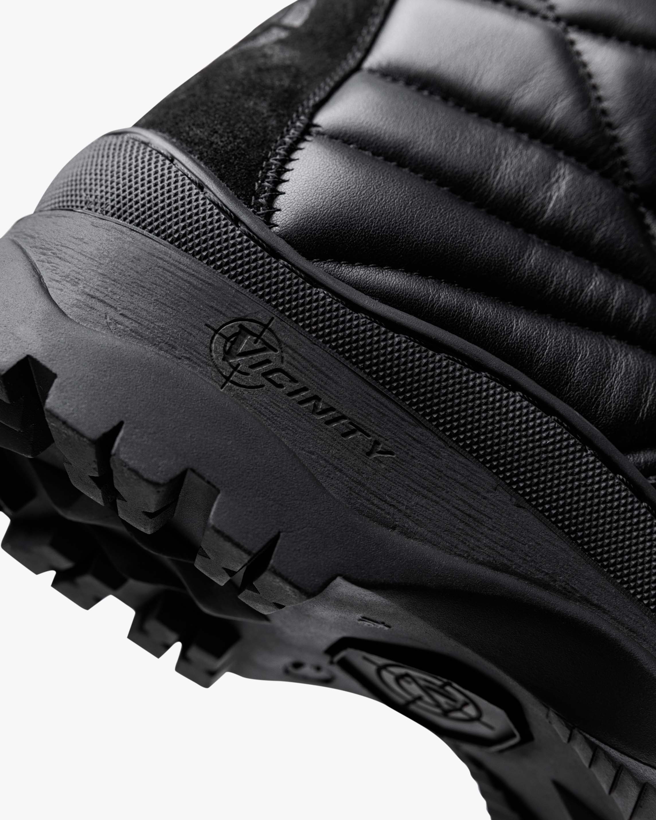 VENTURE HI "TRIPLE BLACK" - Image 11