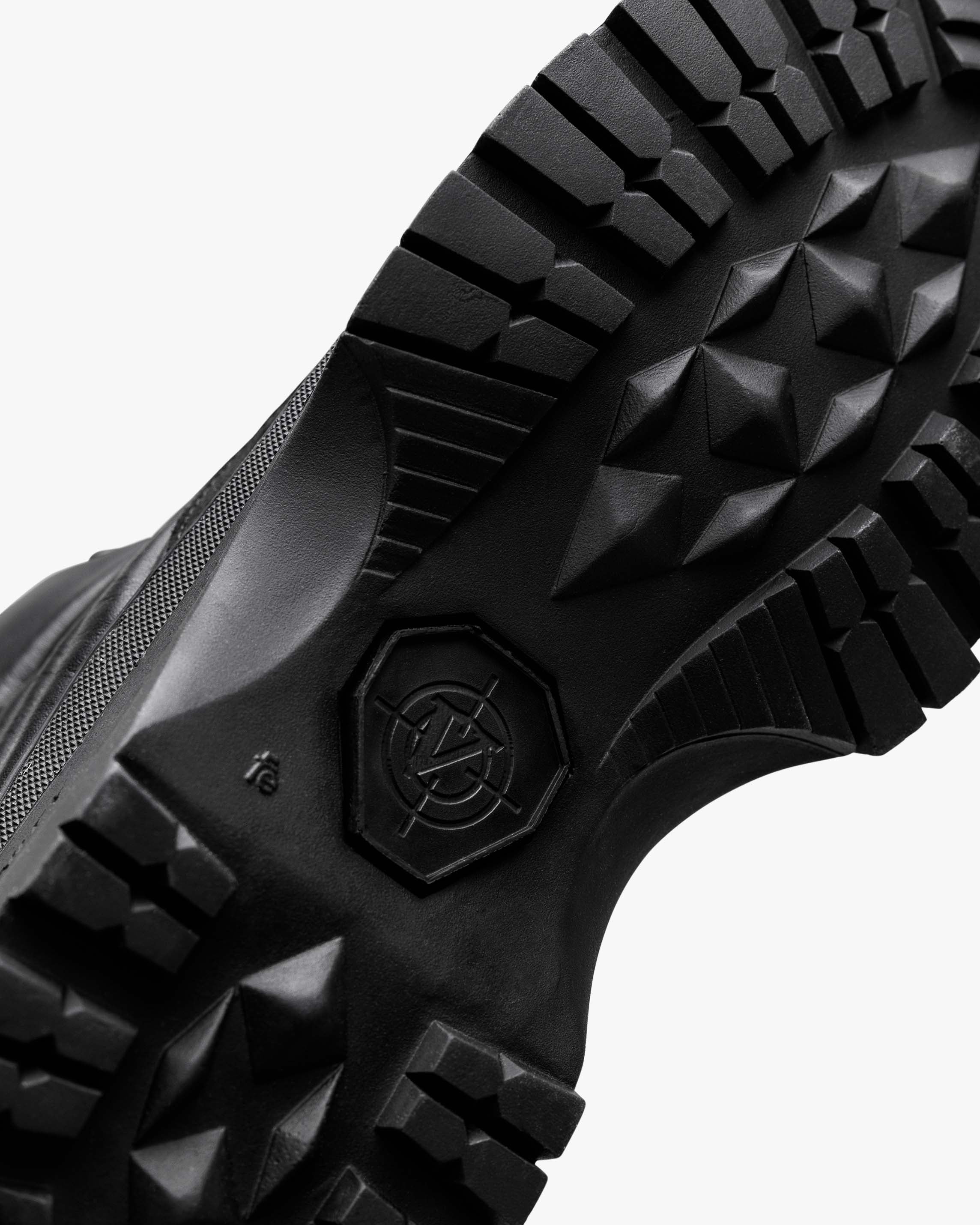 VENTURE HI "TRIPLE BLACK" - Image 12