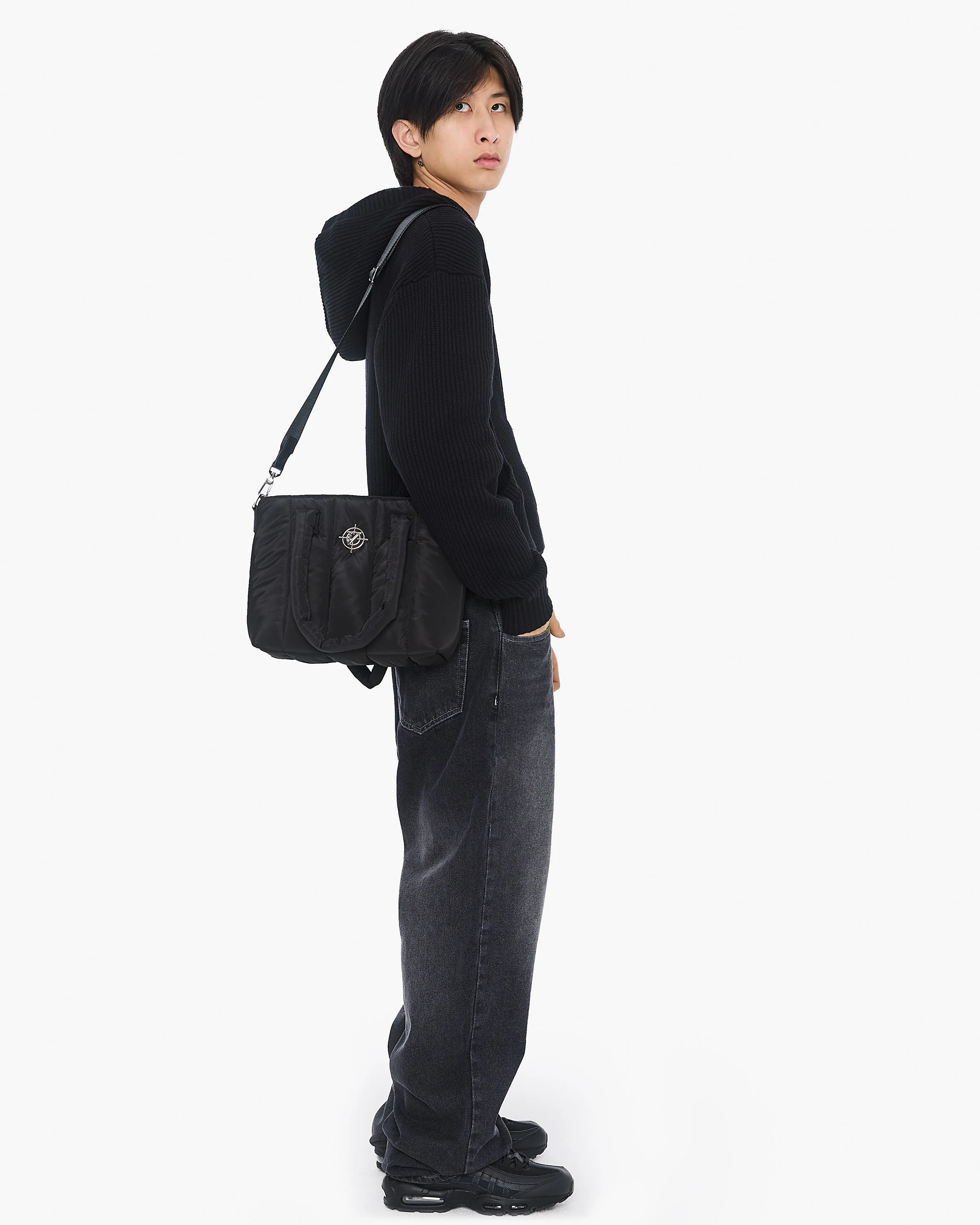 VERT HANDBAG BLACK - Image 9